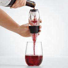 Small wine decanter