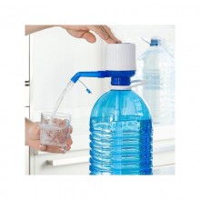 Water dispenser for bottles